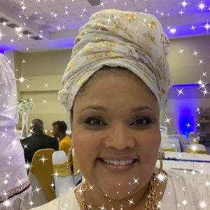 Meet your Posher, Lucy